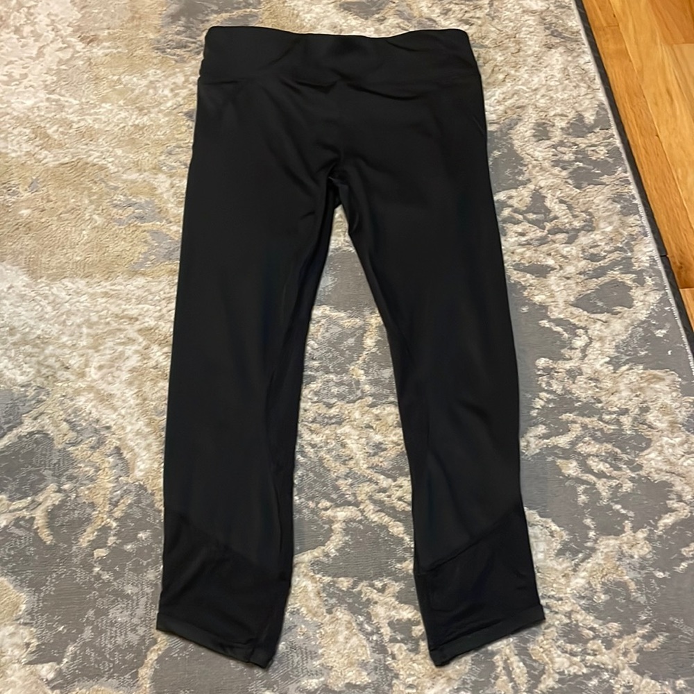 Black Fabletics paneled leggings